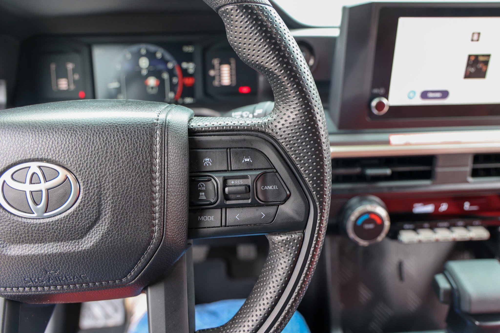 Certified 2025 Toyota Tacoma SR5 image 23