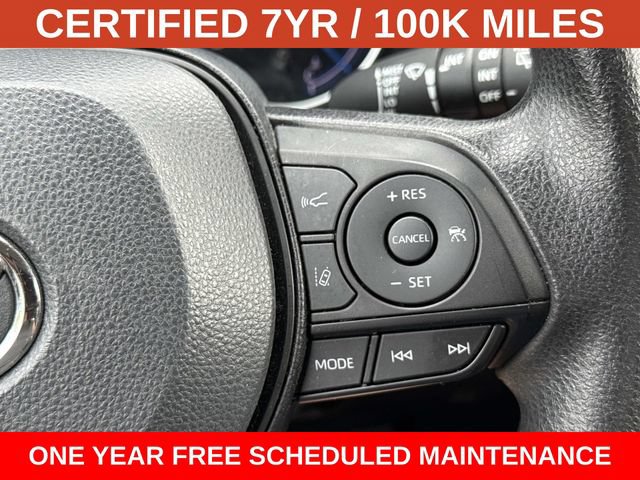 Used 2025 Toyota RAV4 XLE AWD/4WD image 23