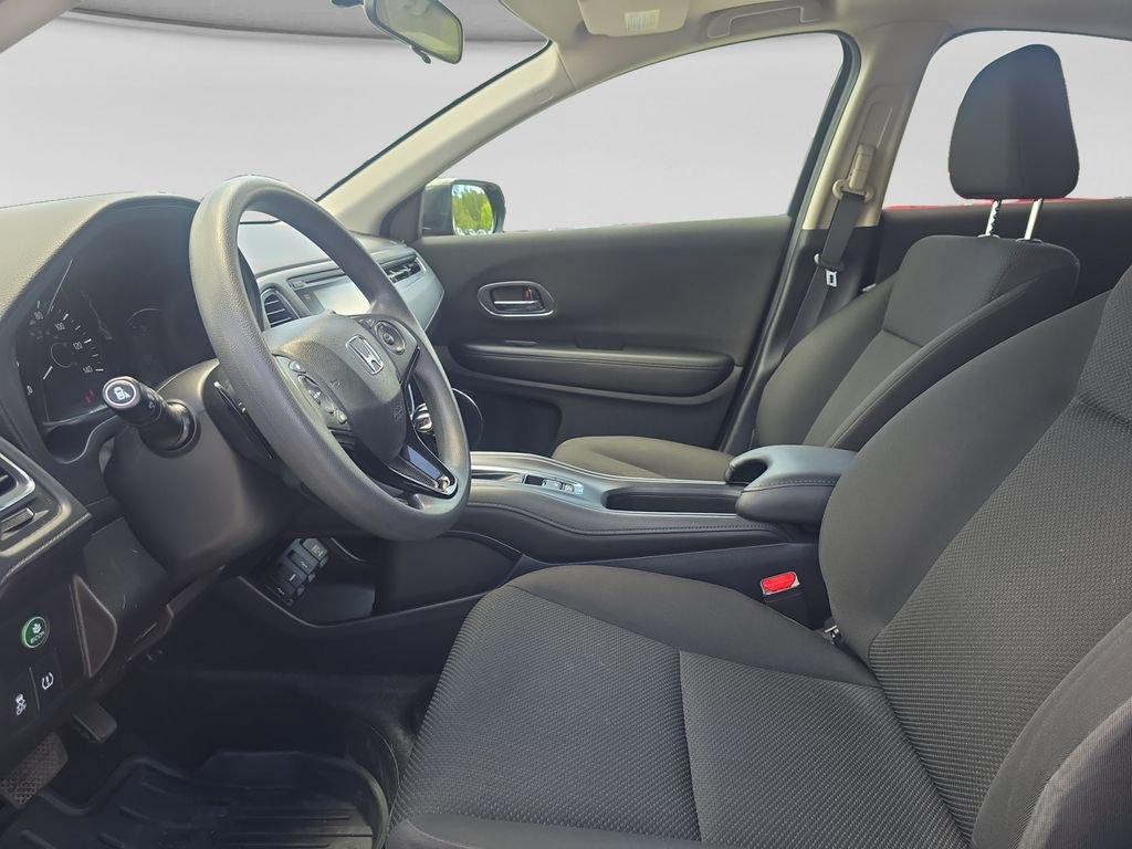 Used 2017 Honda HR-V EX image 10