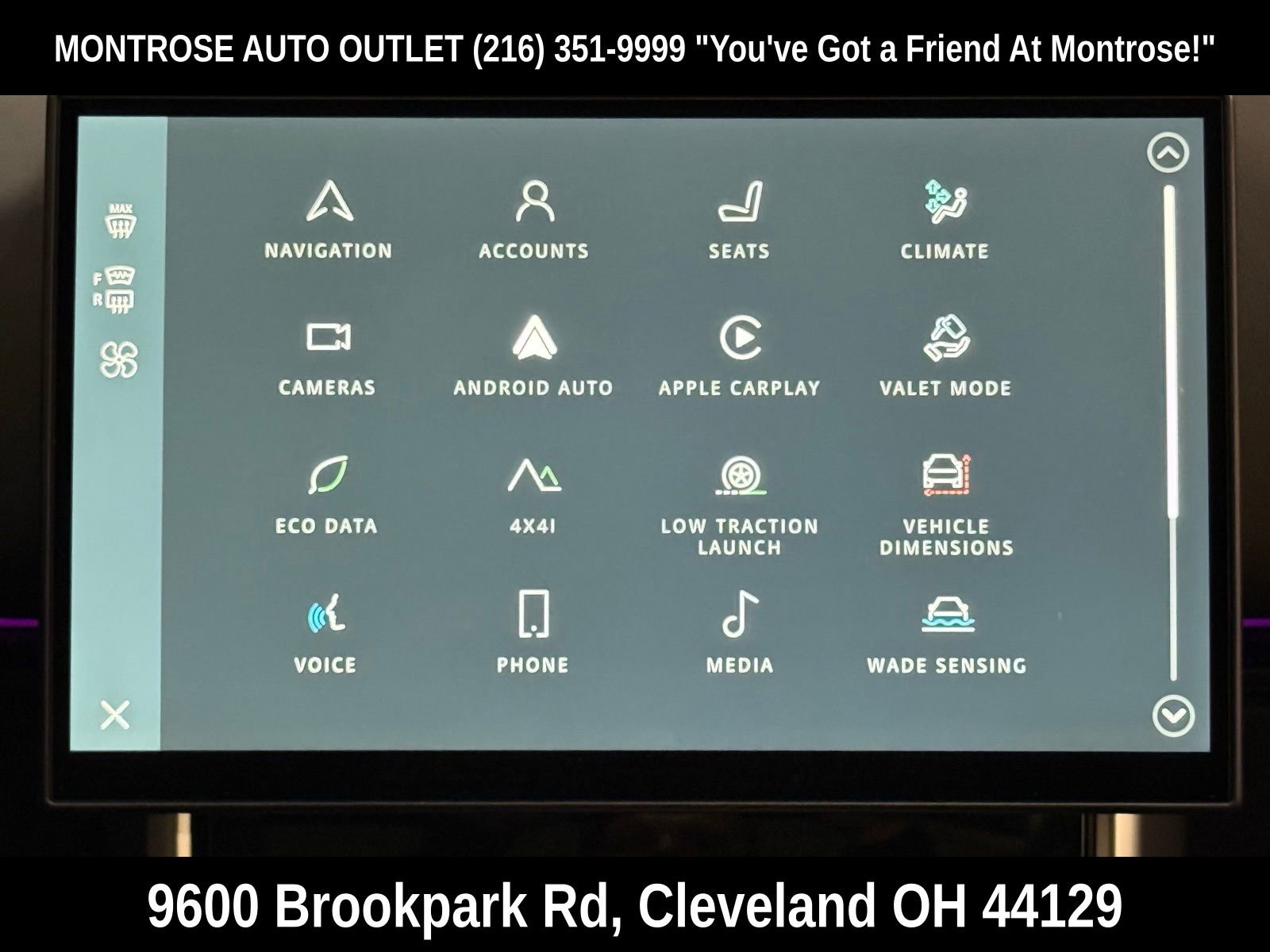 New 2025 Land Rover Range Rover SE image 20