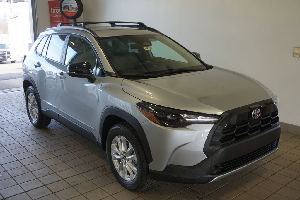 New 2026 Toyota Corolla Cross LE image 2