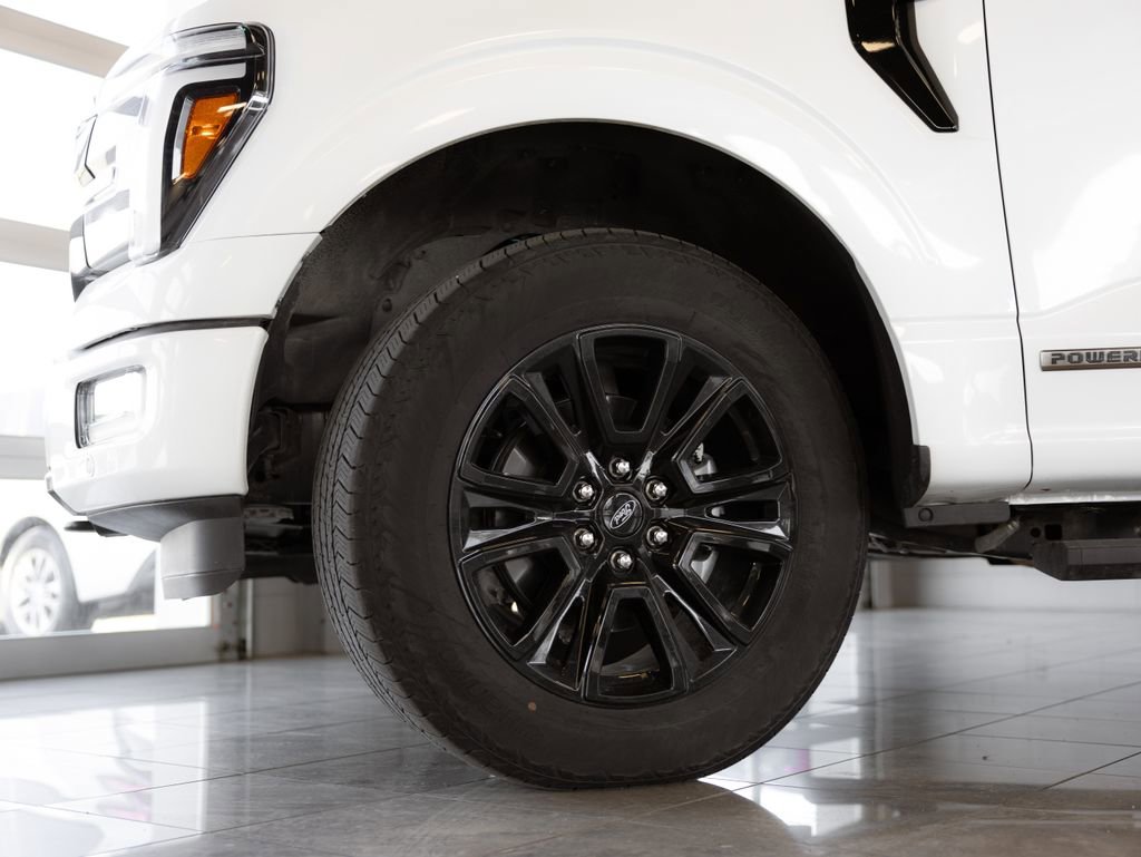 Used 2025 Ford F150 Platinum w/ Equipment Group 702A High AWD/4WD image 8