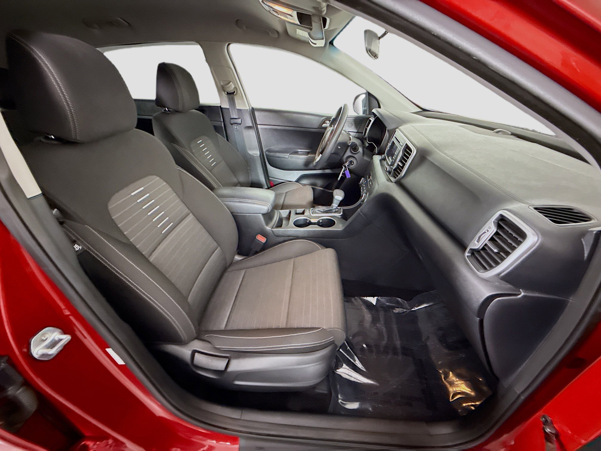 Used 2018 Kia Sportage LX image 28