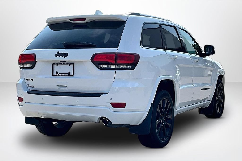 Used 2019 Jeep Grand Cherokee Altitude AWD/4WD image 5