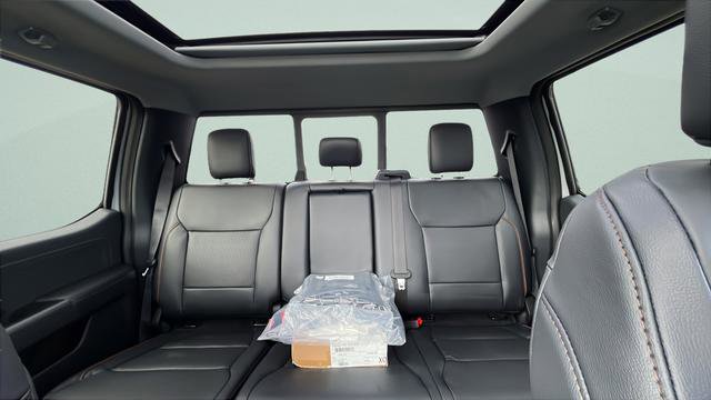 New 2026 Ford F350 Lariat w/ Black Appearance Package image 20
