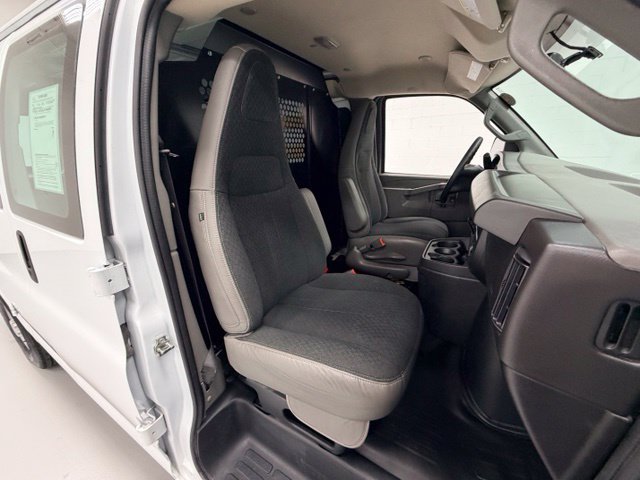 Certified 2025 GMC Savana 2500 w/ Driver Convenience Package RWD image 21