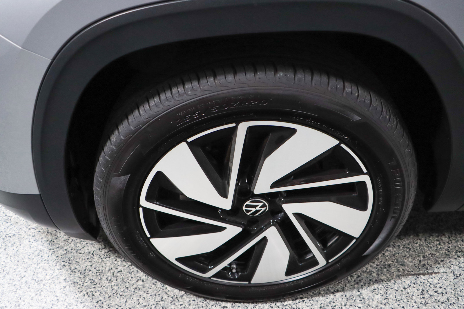 Used 2024 Volkswagen Atlas SE image 11