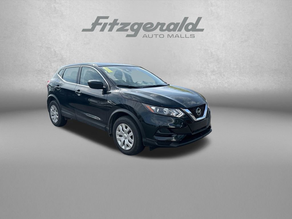 Used 2020 Nissan Rogue Sport S image 1
