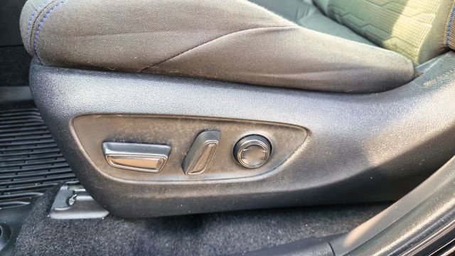 Used 2022 Toyota RAV4 SE w/ Convenience Package image 40