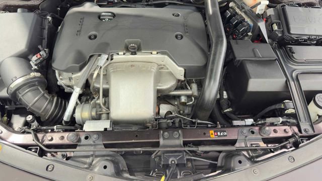 Used 2021 Chevrolet Malibu Premier FWD image 35