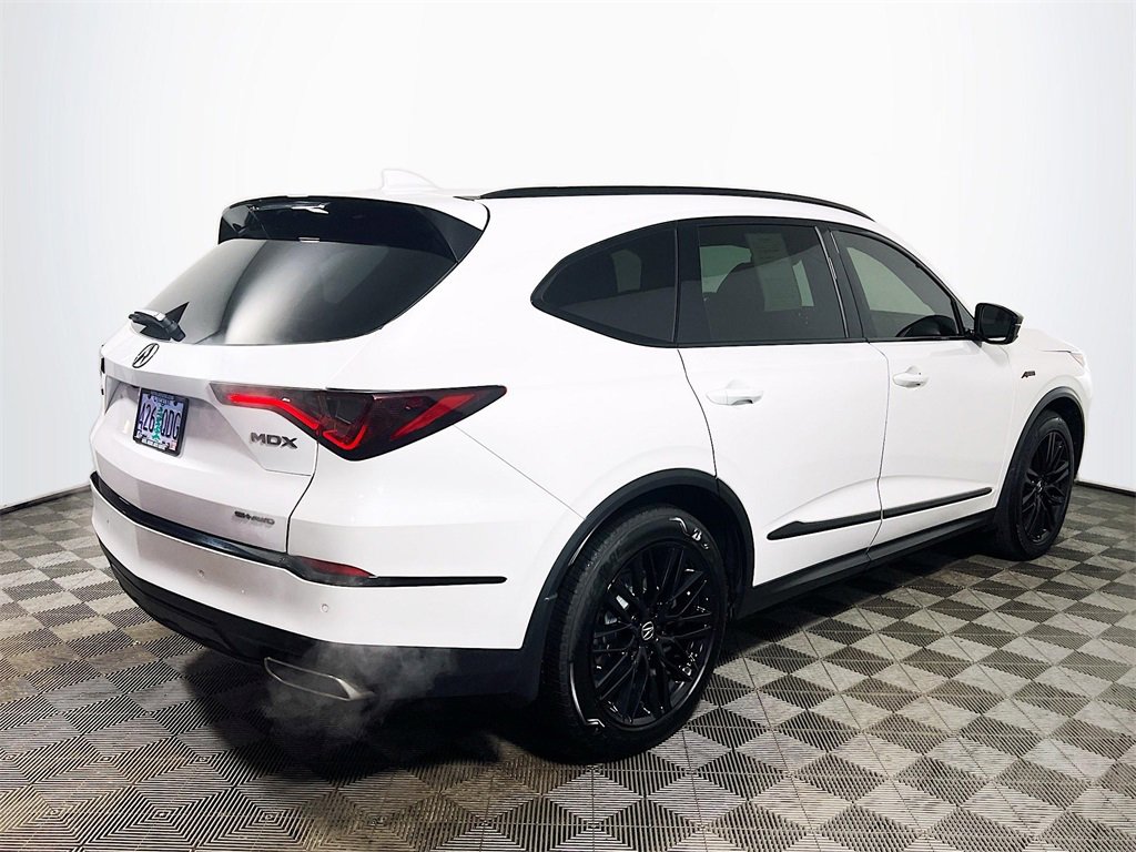 Used 2025 Acura MDX A-Spec image 8