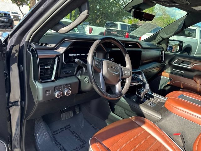 Used 2022 GMC Sierra 1500 Denali Ultimate AWD/4WD image 11