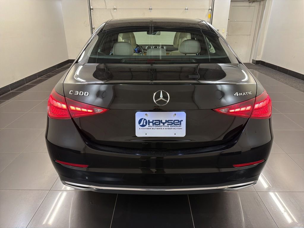 Used 2023 Mercedes-Benz C 300 4MATIC Sedan image 5