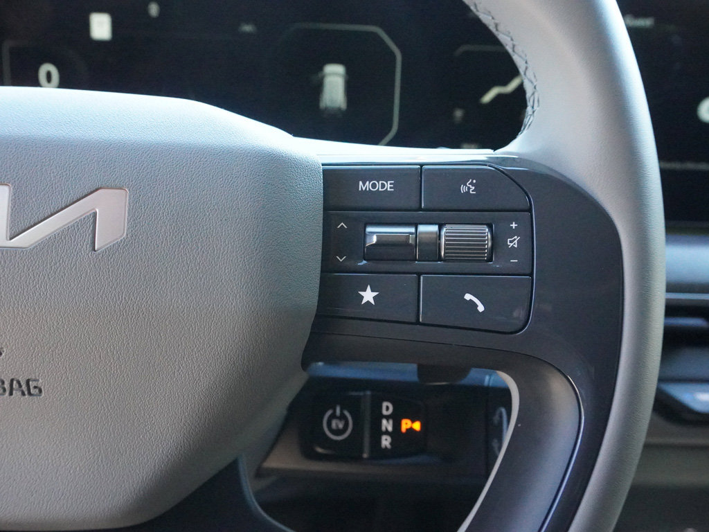 Used 2024 Kia EV9 Land AWD/4WD image 45