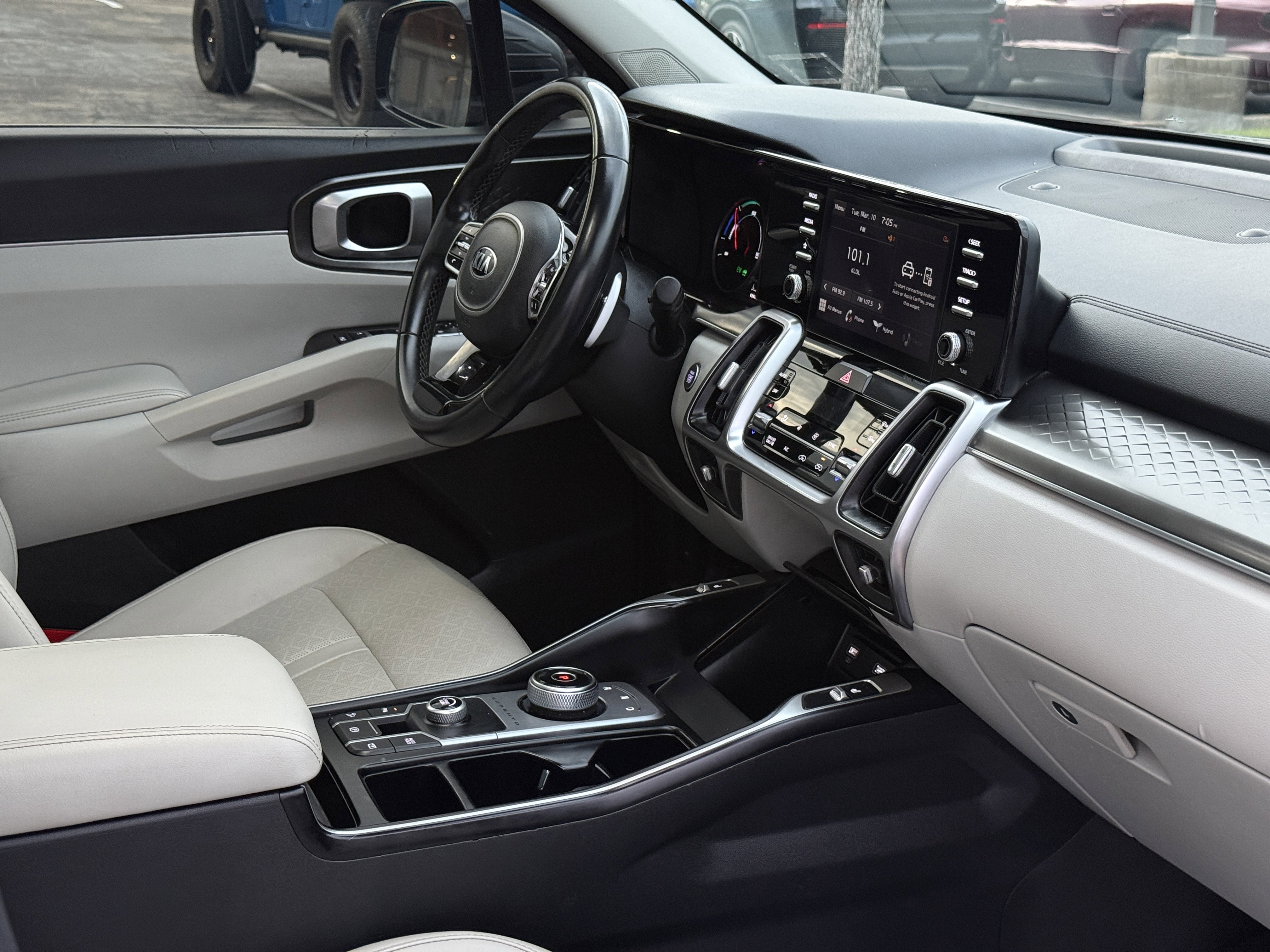 Used 2021 Kia Sorento EX FWD image 14