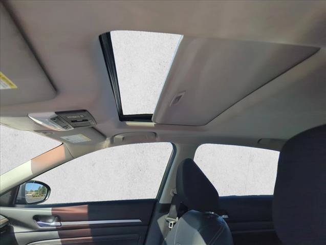 Used 2020 Nissan Altima 2.5 Platinum FWD image 22