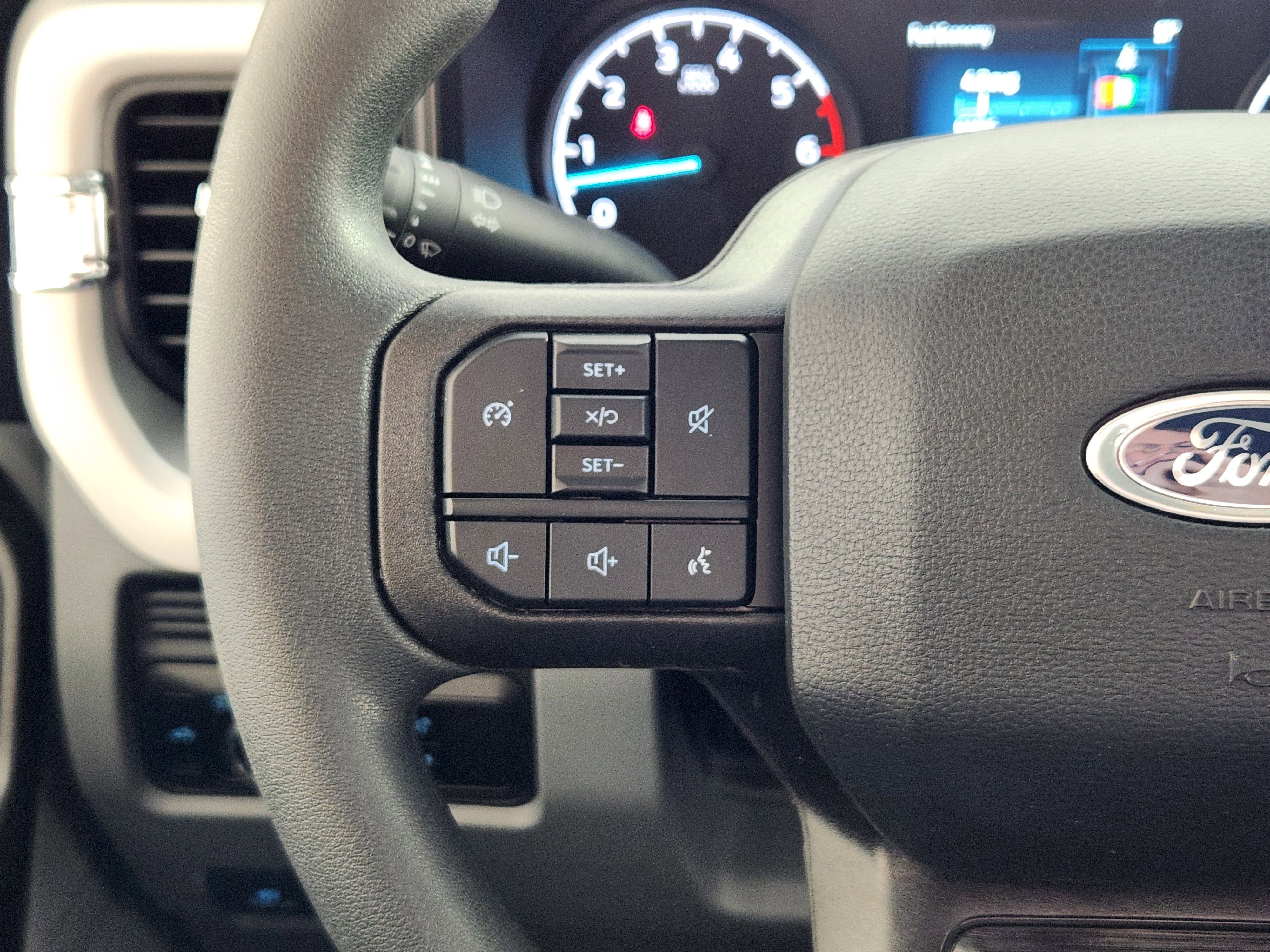 New 2026 Ford F250 XL w/ XL Chrome Package image 21