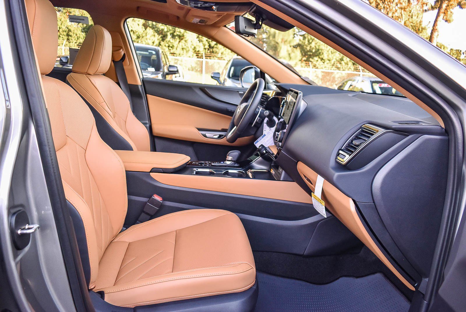 New 2026 Lexus NX 450h+ NX 450h+ Luxury image 15