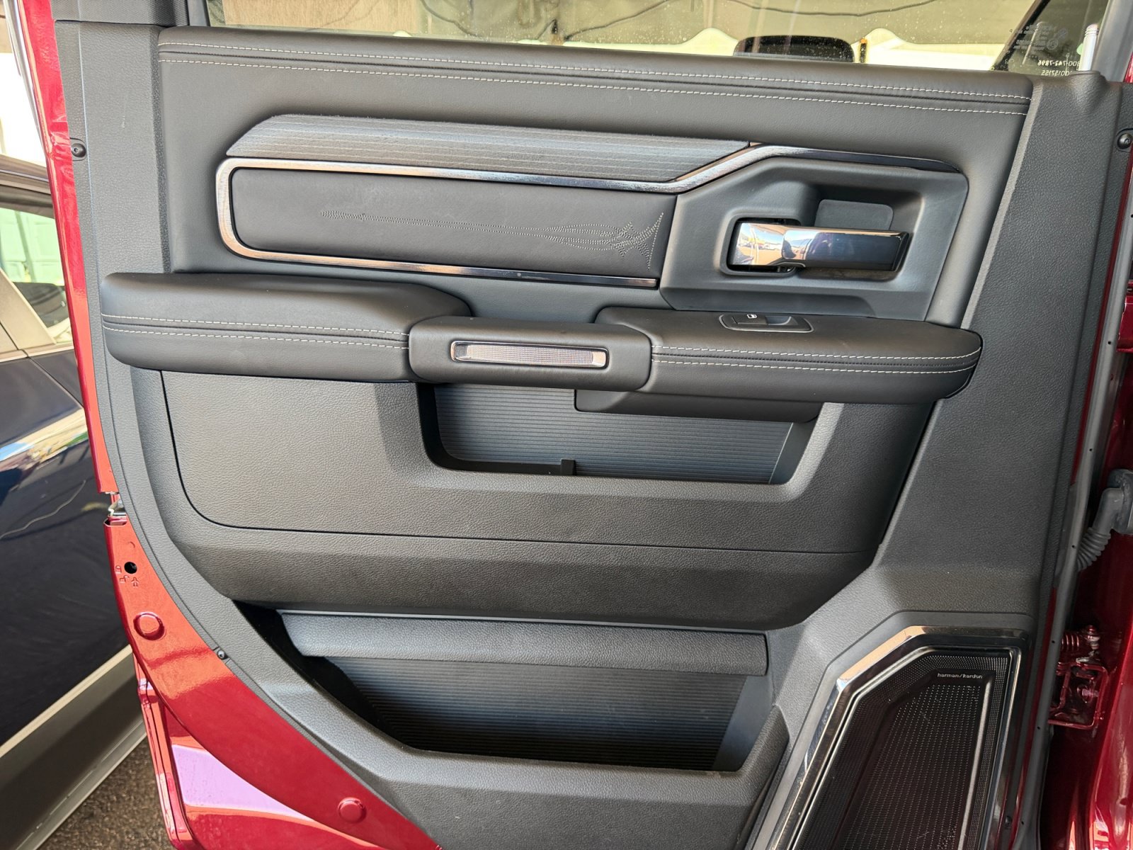 Used 2024 RAM 2500 Limited AWD/4WD image 16