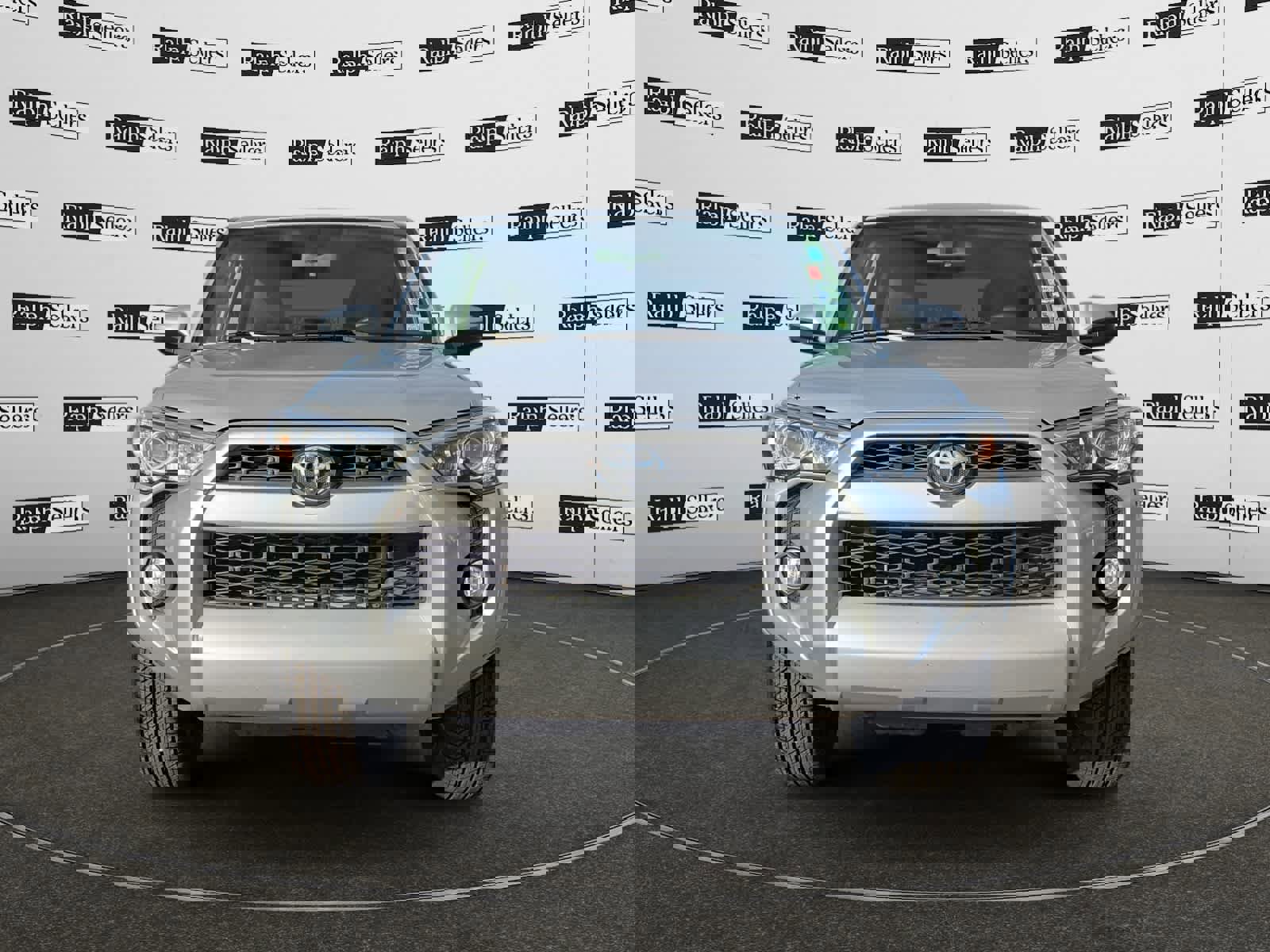 Used 2018 Toyota 4Runner SR5 image 8