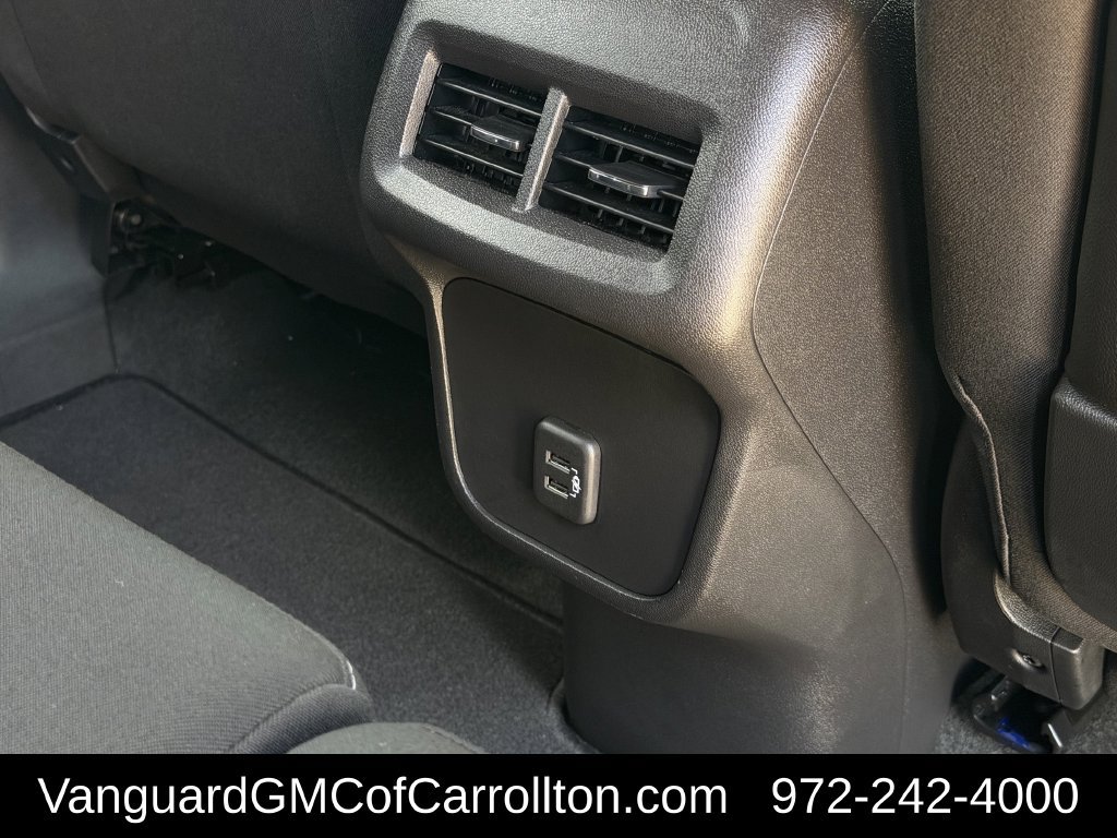Used 2024 GMC Terrain SLE AWD/4WD image 31