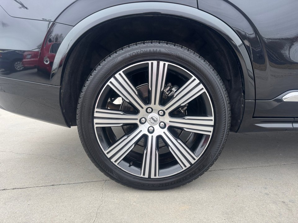 Certified 2023 Volvo XC90 T8 Plus w/ Protection Package Premier image 23