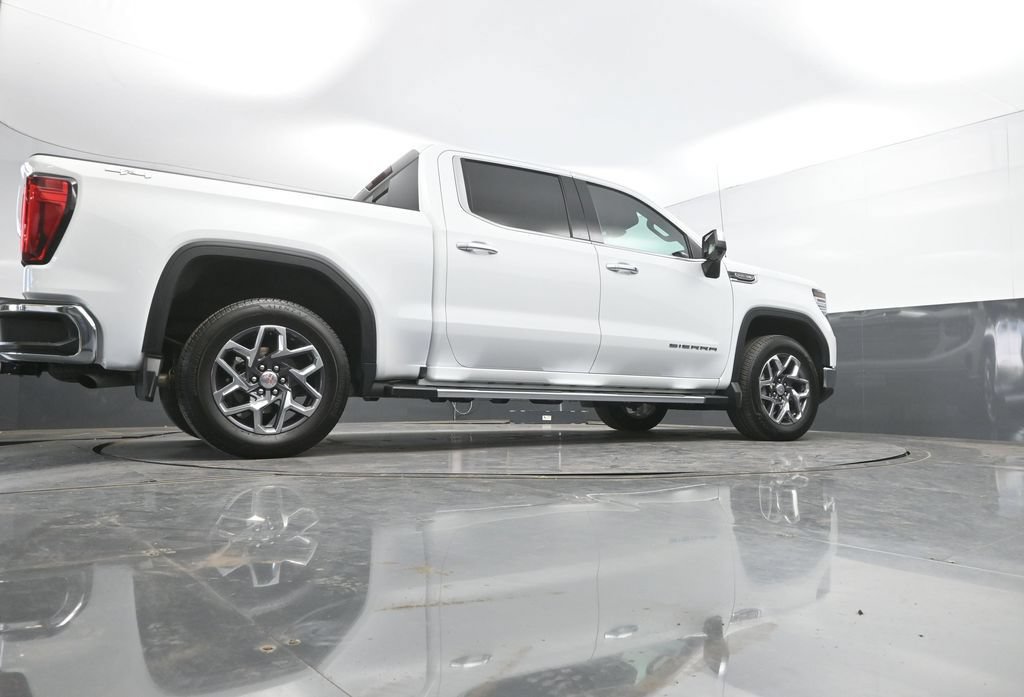 Used 2025 GMC Sierra 1500 SLT w/ SLT Premium Package AWD/4WD image 39