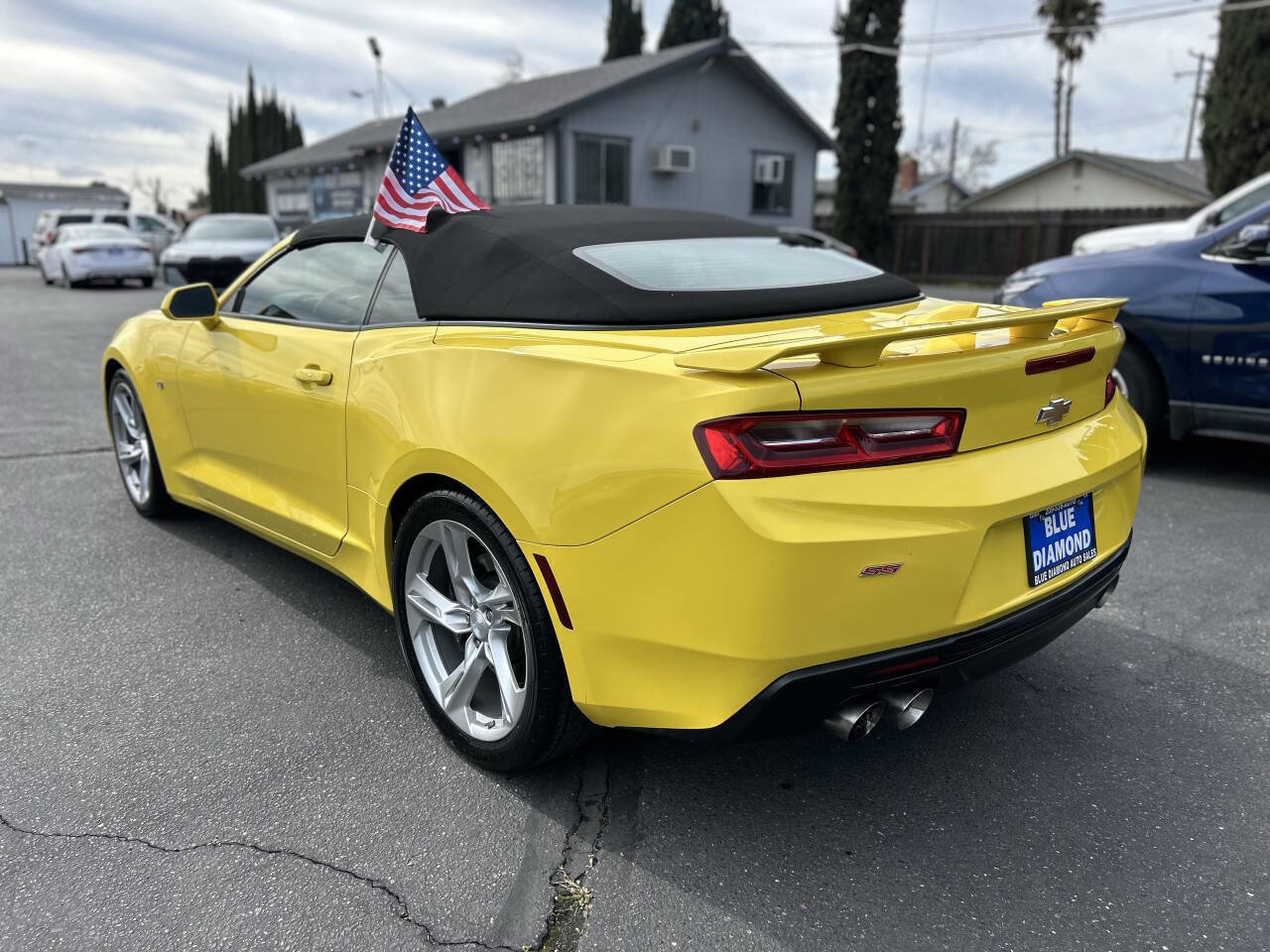 Used 2017 Chevrolet Camaro SS image 5