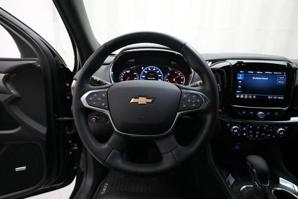 Used 2023 Chevrolet Traverse Premier AWD/4WD image 4