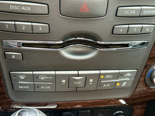 Used 2017 Nissan Armada Platinum w/ Interior Lighting Package image 17