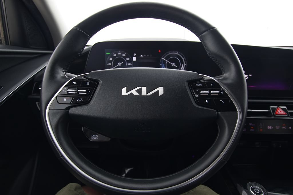 Used 2023 Kia Niro Wind w/ Wind Preserve Package FWD image 20