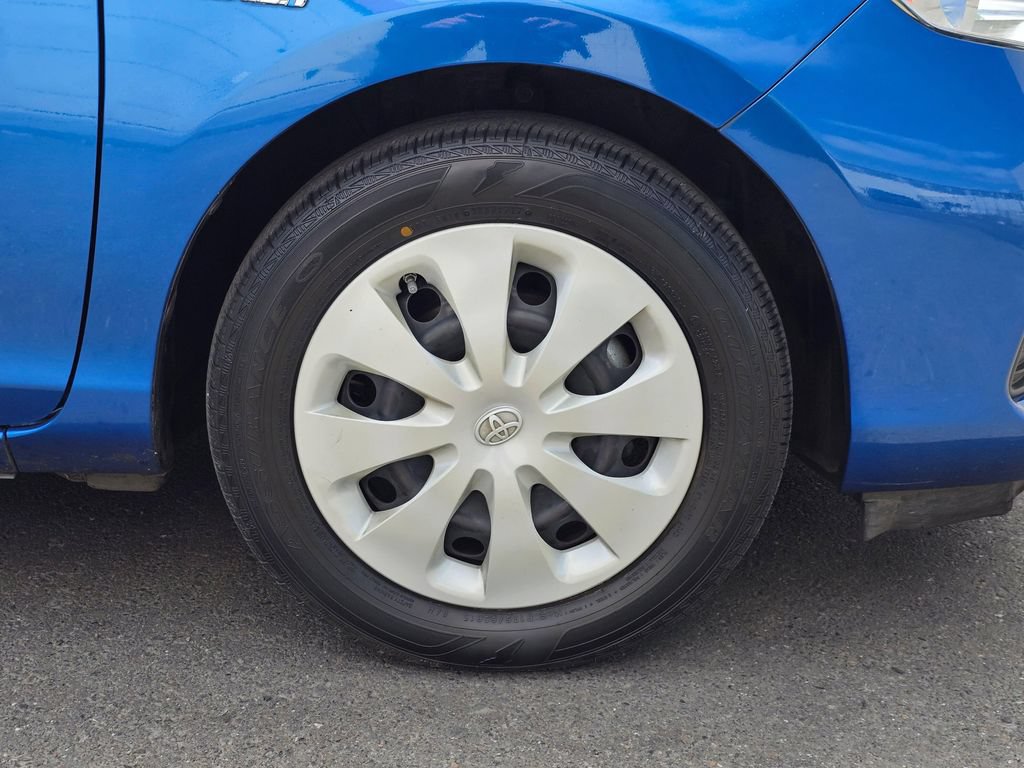 Used 2012 Toyota Prius C Three FWD image 9