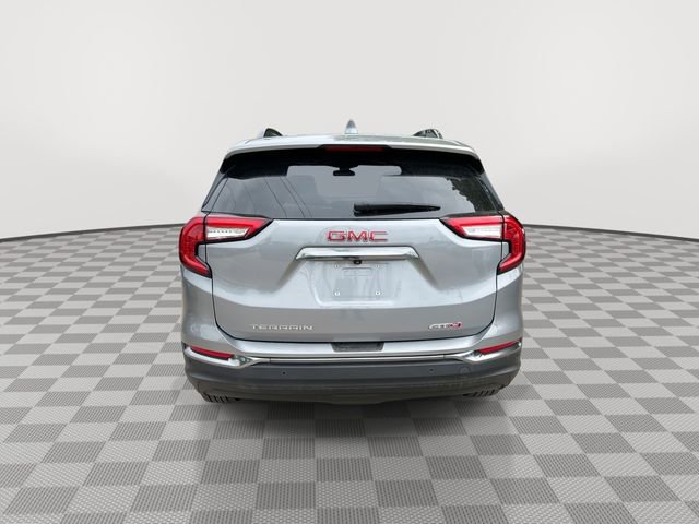 Used 2024 GMC Terrain AT4 AWD/4WD image 8