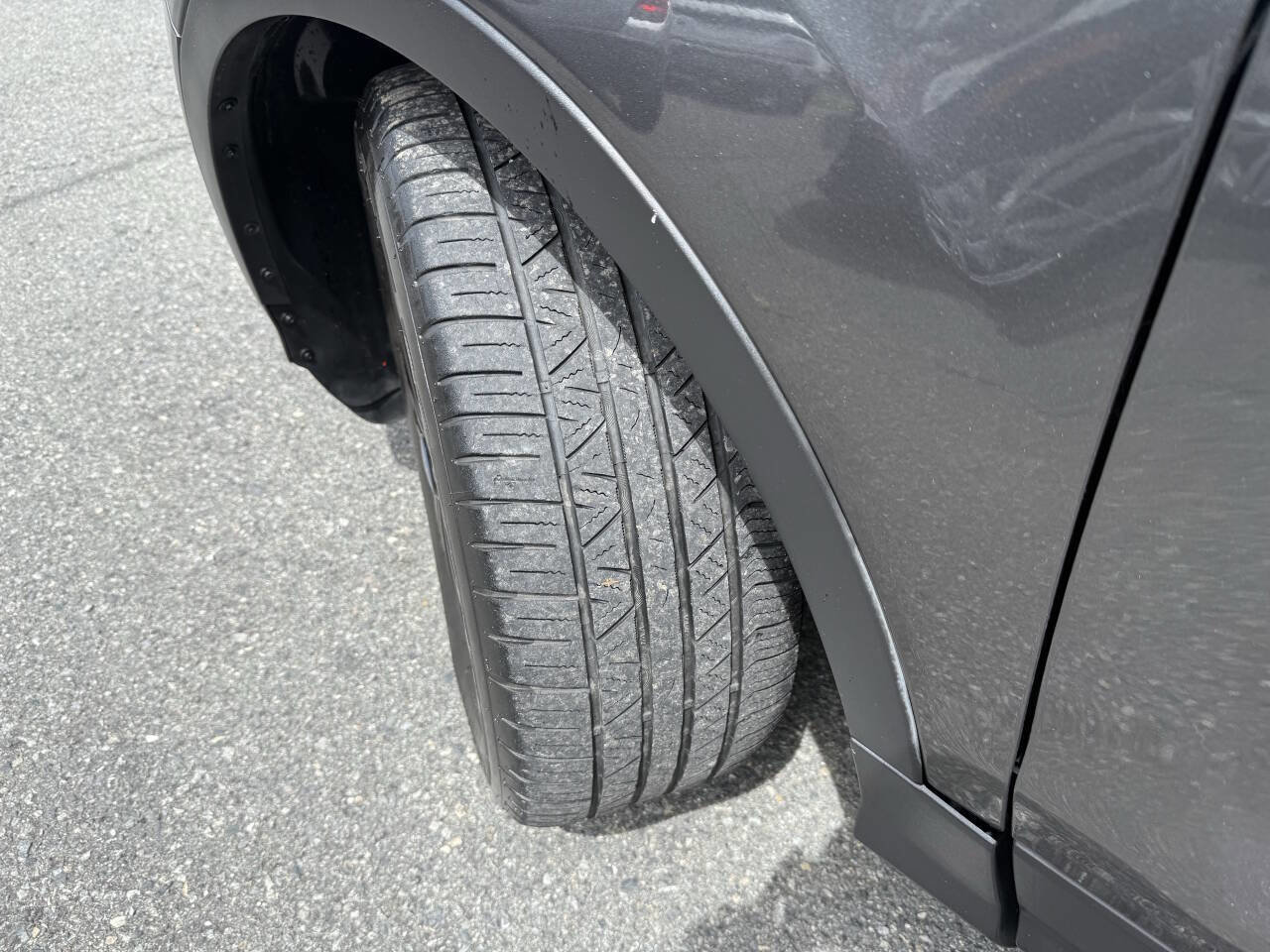 Used 2019 Ford Escape SEL image 24