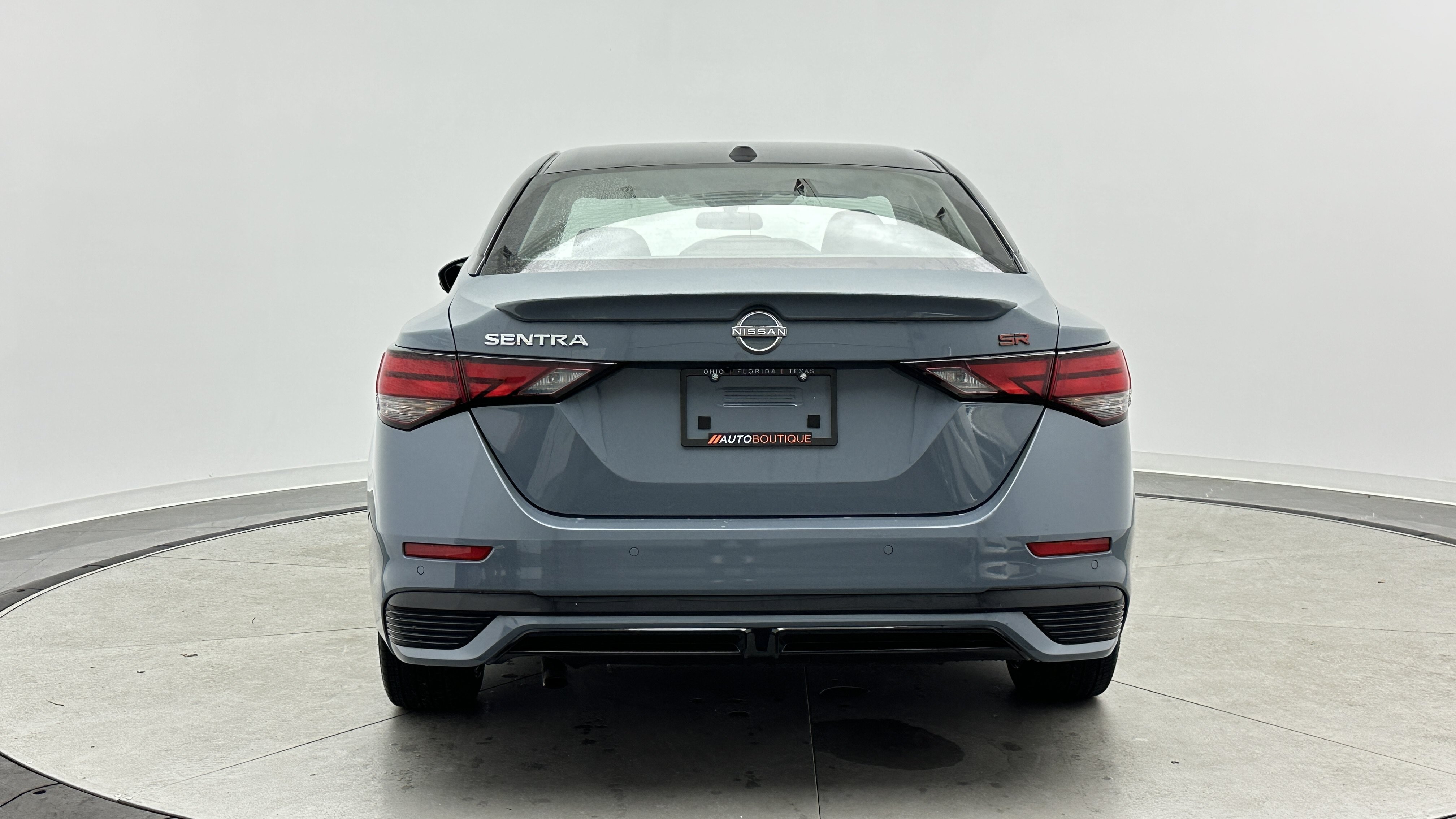 Used 2025 Nissan Sentra SR FWD image 6