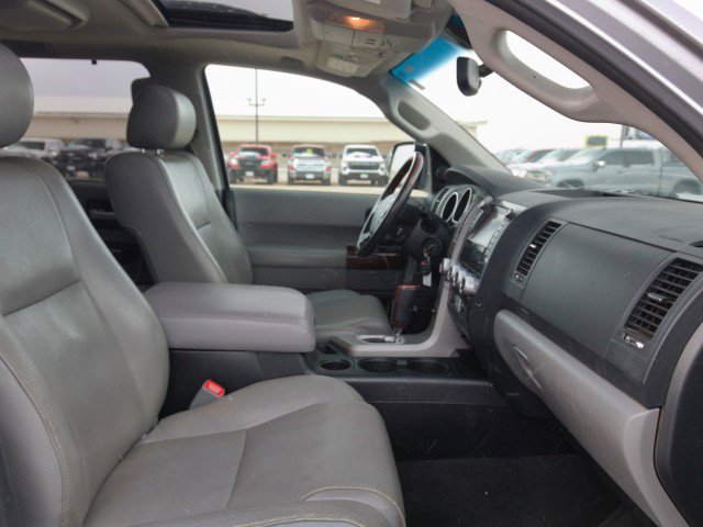 Used 2012 Toyota Sequoia Platinum image 36