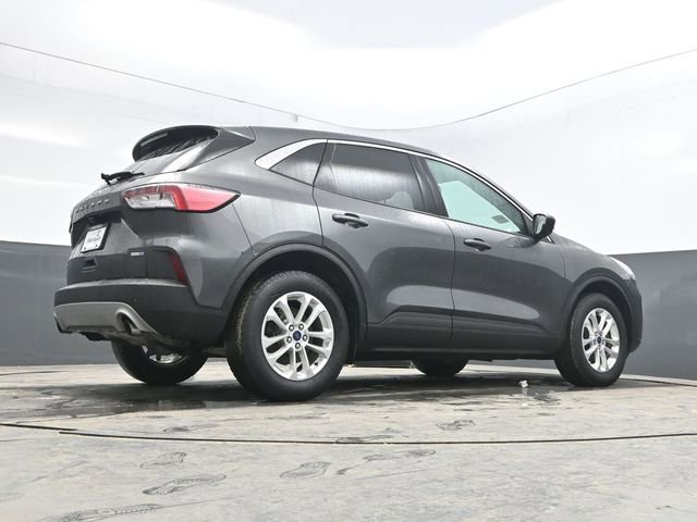 Used 2020 Ford Escape SE image 38