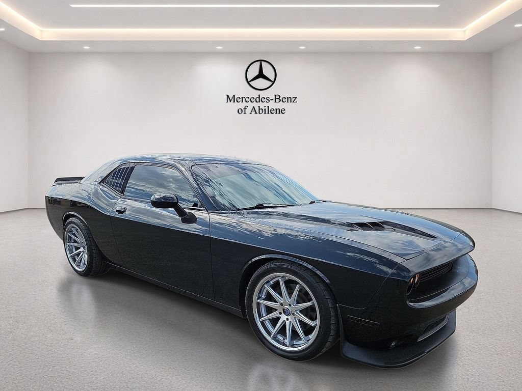 Used 2015 Dodge Challenger R/T w/ Quick Order Package 28B R/T RWD image 10