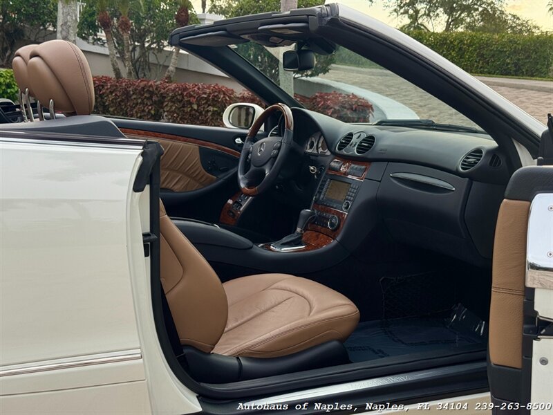 Used 2007 Mercedes-Benz CLK 350 Cabriolet image 29