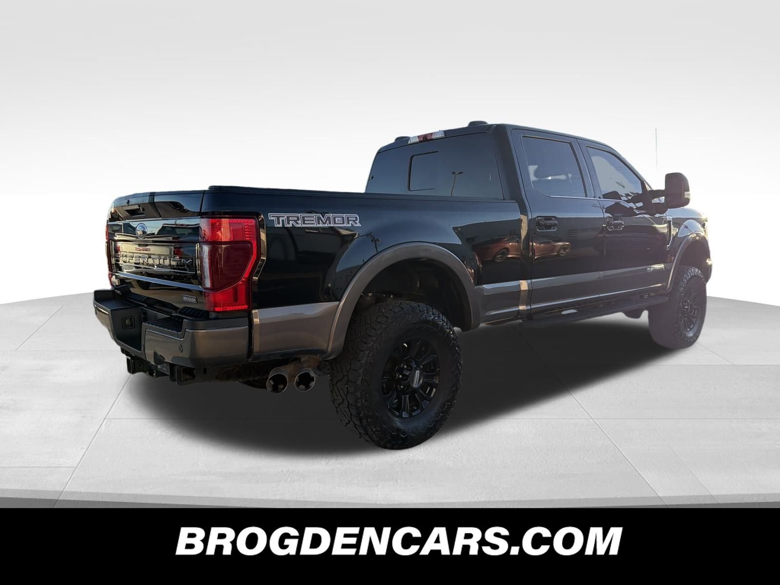 Used 2022 Ford F250 King Ranch w/ Tremor Off-Road Package image 3
