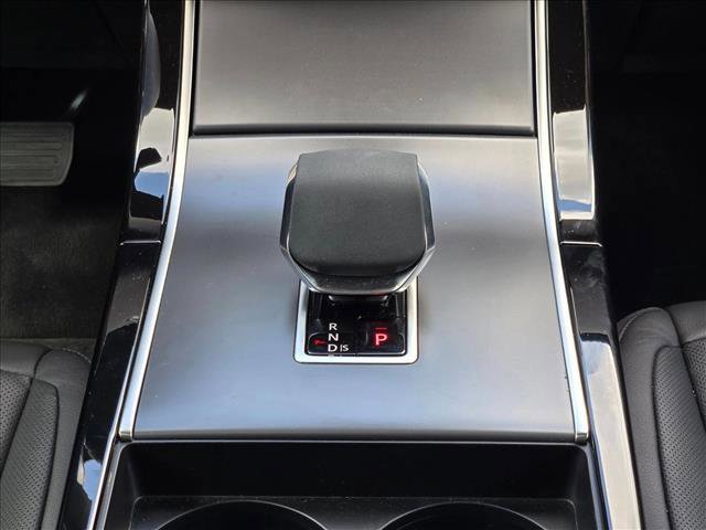 Certified 2026 Land Rover Range Rover Evoque S image 12