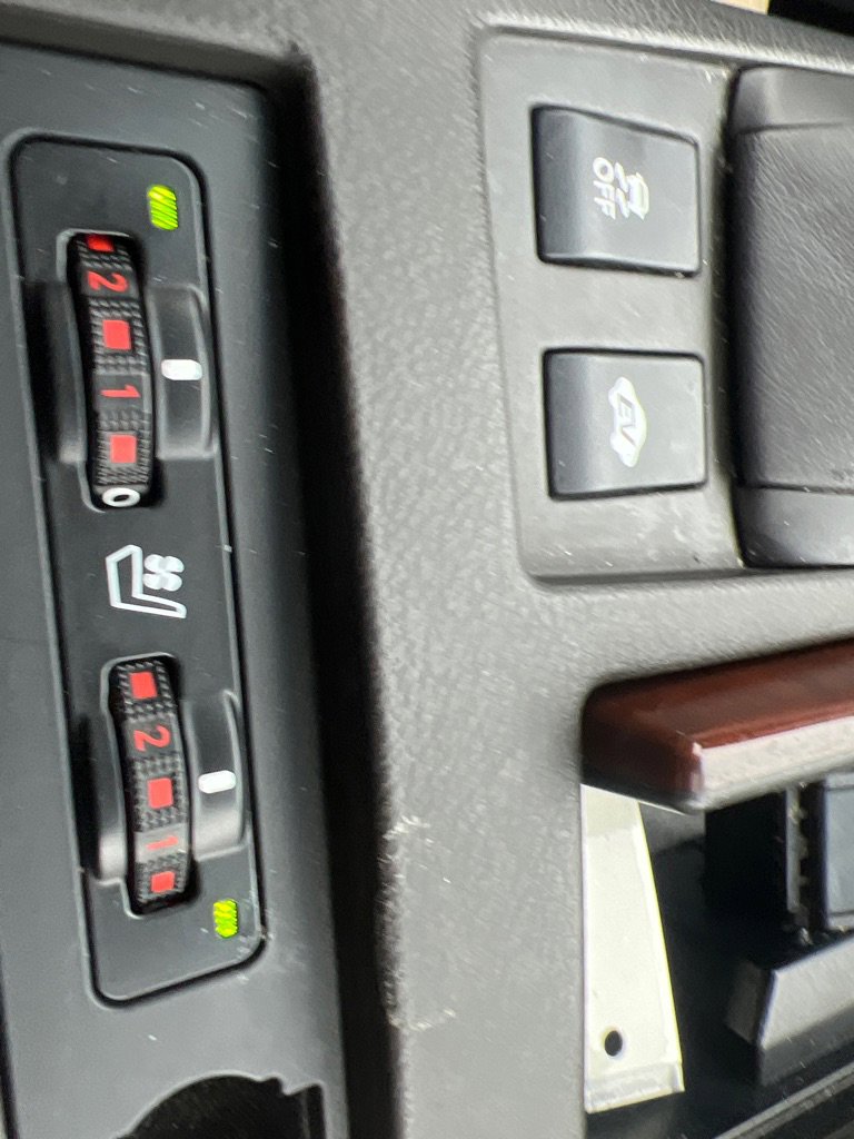 Used 2013 Lexus RX 450h AWD w/ Navigation Pkg image 30