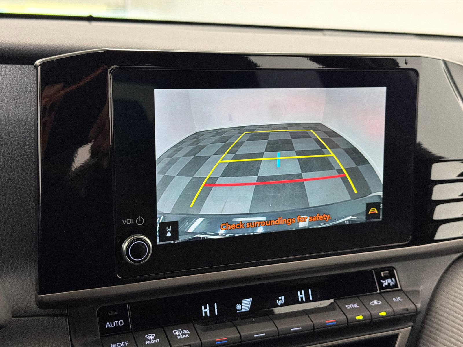 Used 2025 Toyota Camry SE w/ Convenience Package FWD image 22
