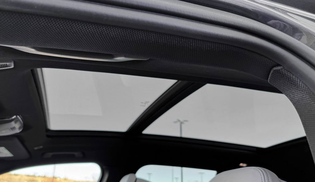 Used 2023 BMW X5 M50i image 18