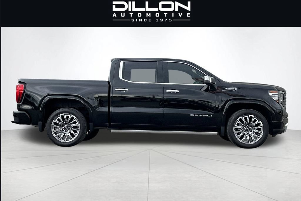 Used 2023 GMC Sierra 1500 Denali Ultimate AWD/4WD image 3