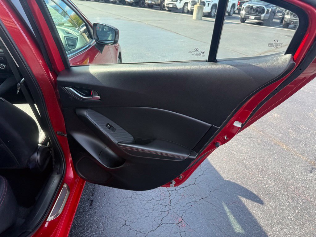 Used 2016 MAZDA MAZDA3 s Grand Touring FWD image 18