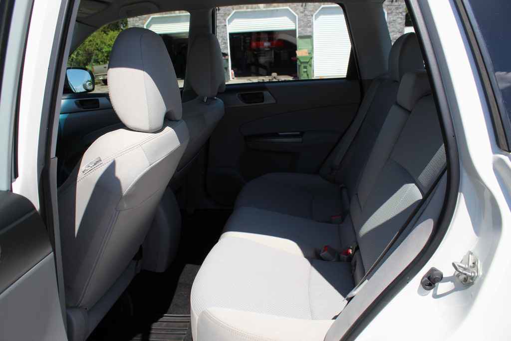 Used 2013 Subaru Forester 2.5X AWD/4WD image 23