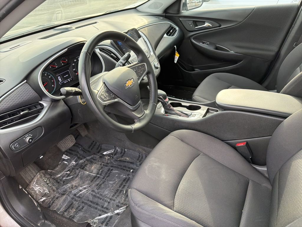 Used 2023 Chevrolet Malibu RS image 11