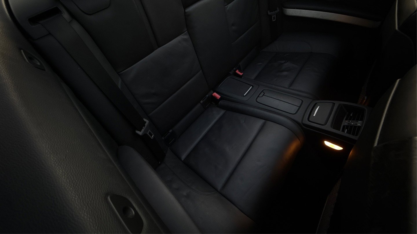 Used 2011 BMW M3 Convertible image 26