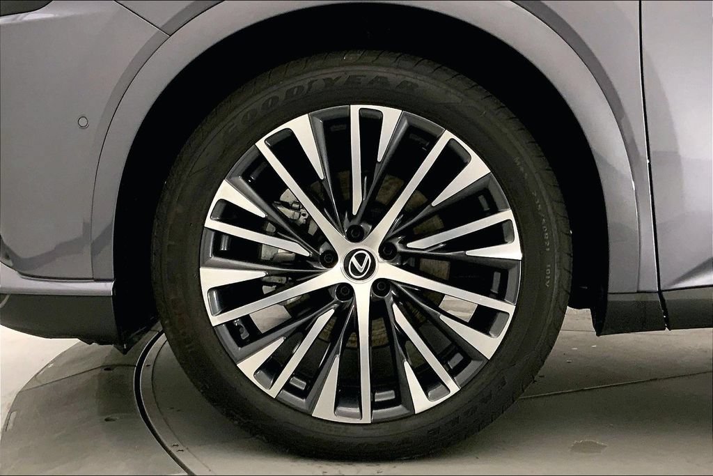 Used 2023 Lexus RX 350 Premium Plus w/ Cold Area Package AWD/4WD image 8